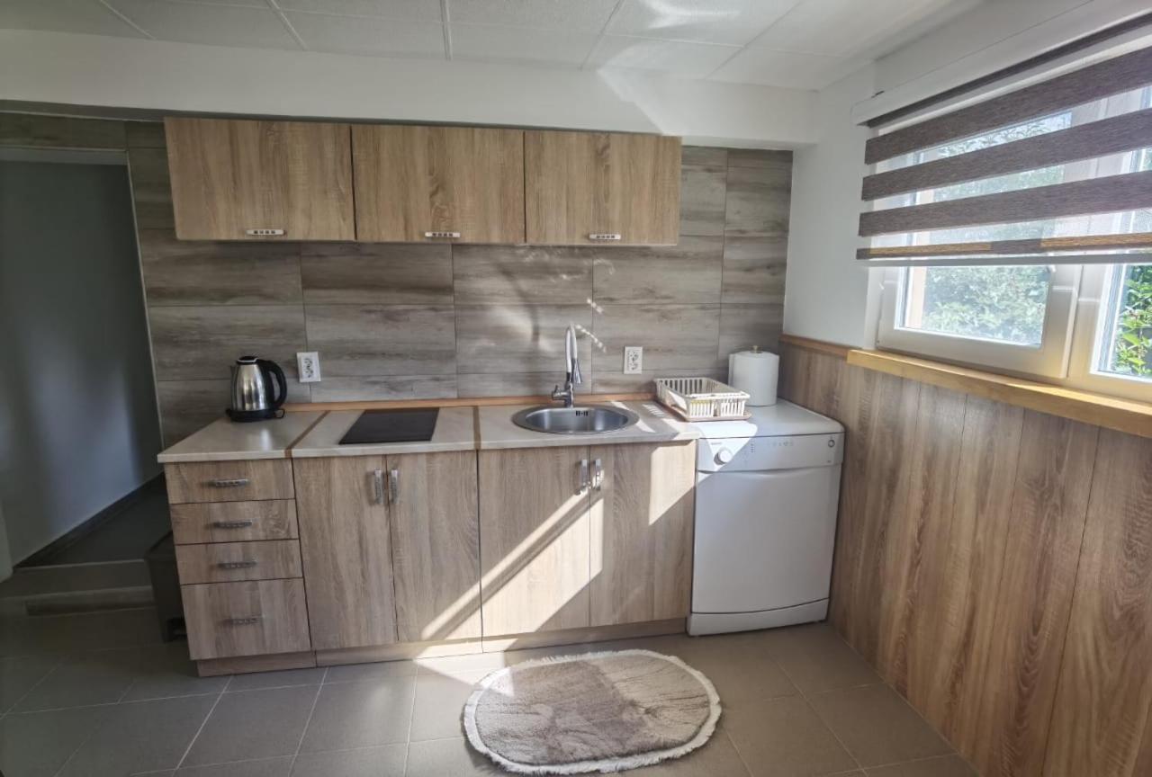 Calm Nest Apartment Nikšić Bagian luar foto