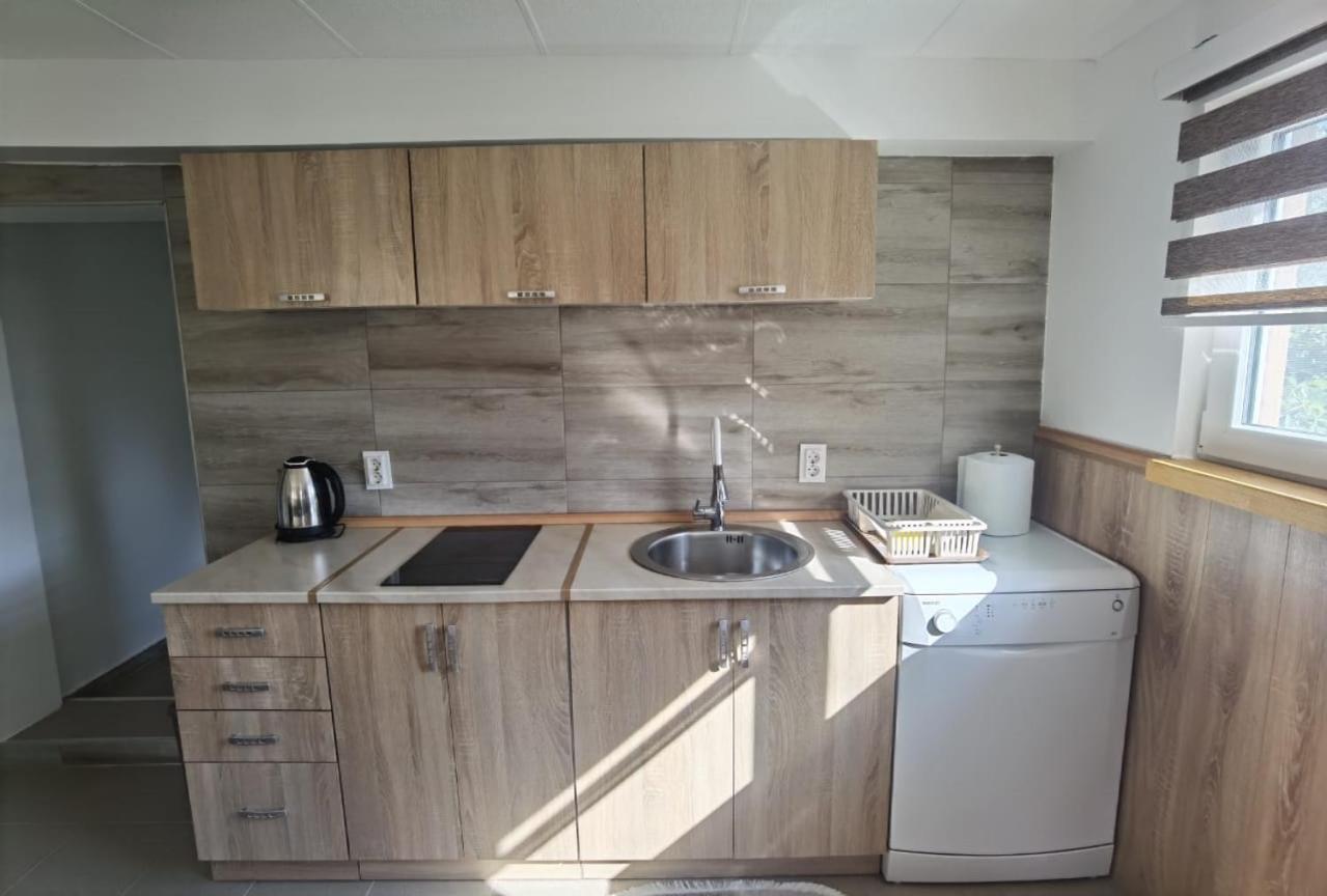 Calm Nest Apartment Nikšić Bagian luar foto