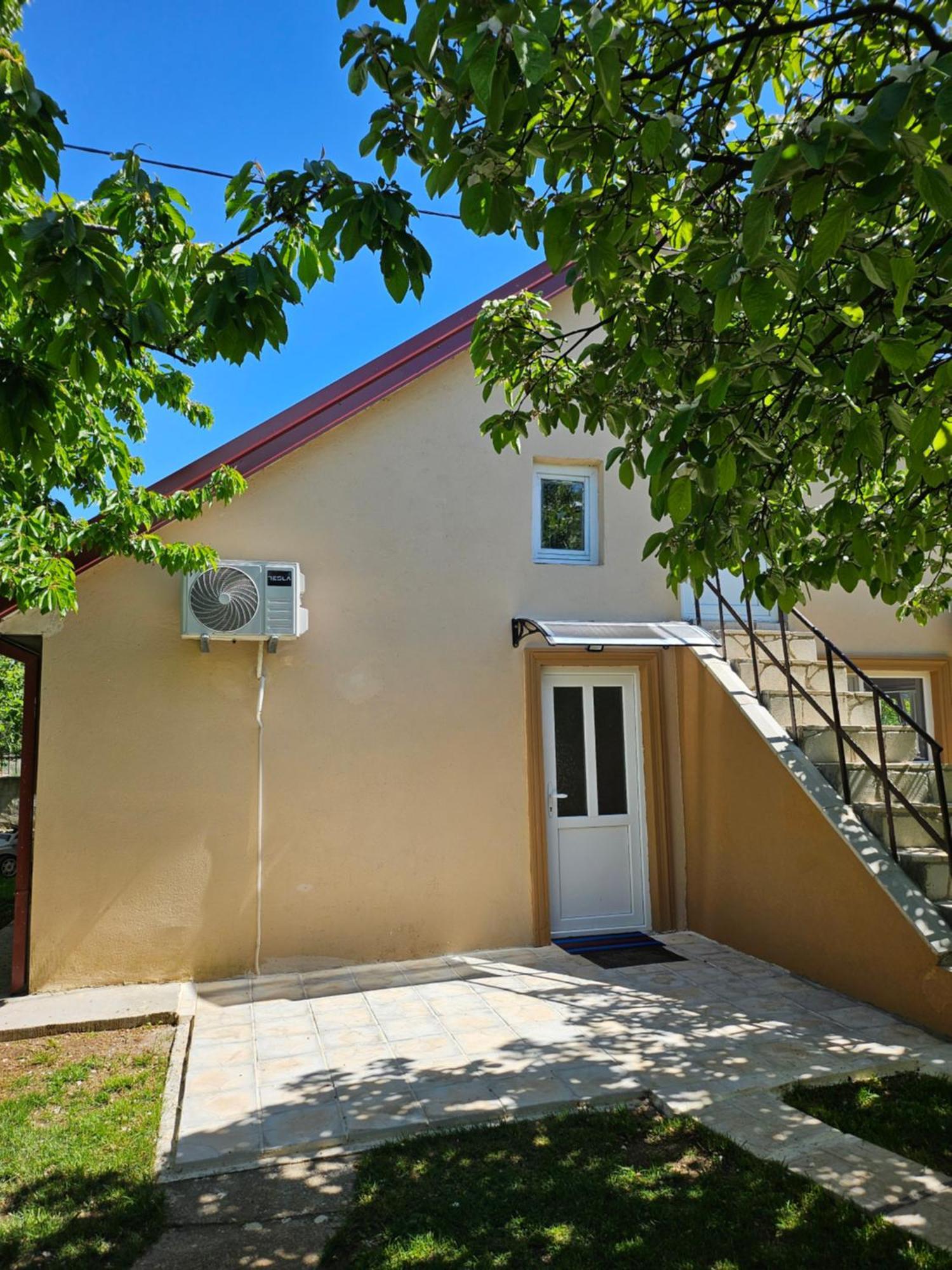 Calm Nest Apartment Nikšić Bagian luar foto